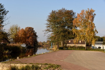 Eggesin, Stadthafen im Herbst