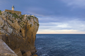CLAMPED WITH A LIGHTHOUSE
