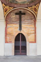 Obraz premium The historic door of the Benedictine monastery on the White Mountain in Prague