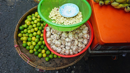 market in phnom penh