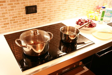 Cucina con l’induzione