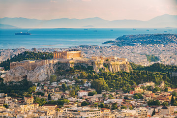 Panoramisch luchtfoto van Athene, Griekenland op zomerdag
