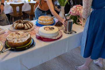 Kuchenbuffet zur diamantenen Hochzeit