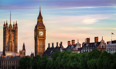 Fototapeta na wymiar Big Ben and Westminster parliament in London, United Kingdom at sunset