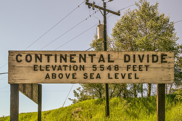 Wood Continental Divide Sign 41