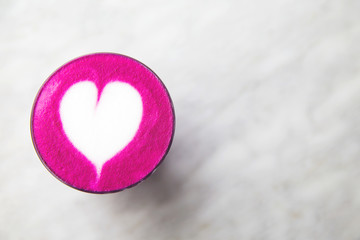 Fototapeta premium Beetroot super latte on marble background for love