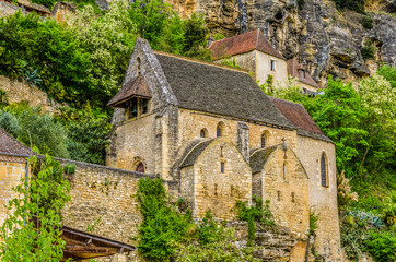 Fototapeta na wymiar Mountain church in the village La Roque Gageac France