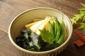 若竹煮　タケノコとワカメの煮物　家庭料理