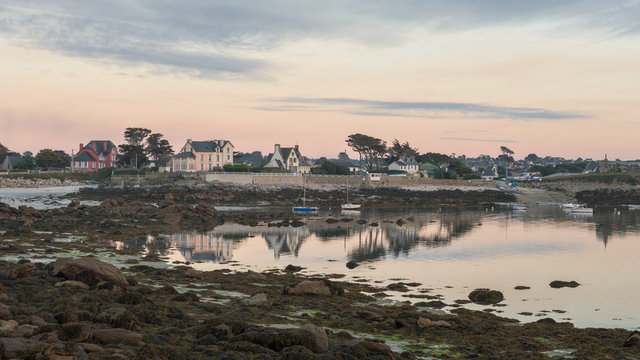 Hafen von Argenton im D&eacute;partement Finist&egrave;re in der Bretagne