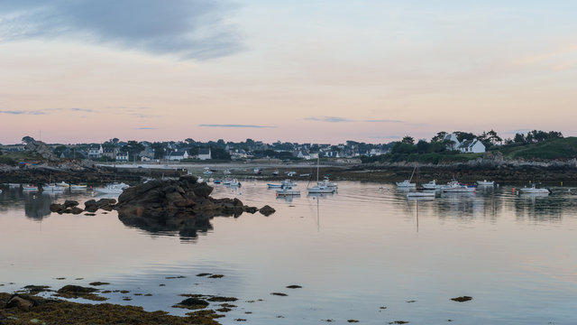 Hafen von Argenton im D&eacute;partement Finist&egrave;re in der Bretagne