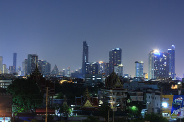 Fototapeta na wymiar BANGKOK, THAILAND - April 15, 2018: Beautiful panorama view of nightlife of Bangkok city and buildings