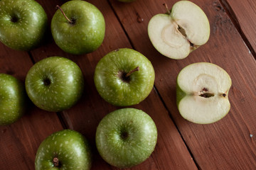 green apples on the table