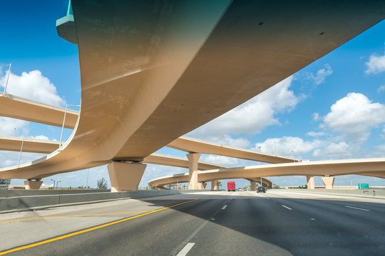 Crossing interstates in Florida