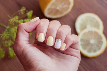 Lemon manicure