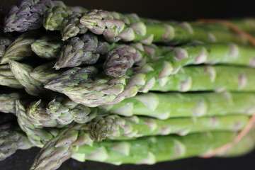 Gr&uuml;ner Spargel