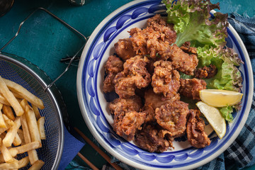 Crispy chicken karaage with lettuce