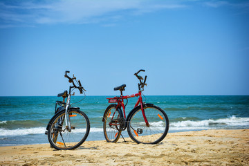 Fototapeta premium Biciclette sulla spiaggia 