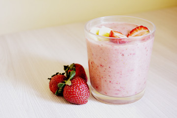 strawberry and banana smoothies