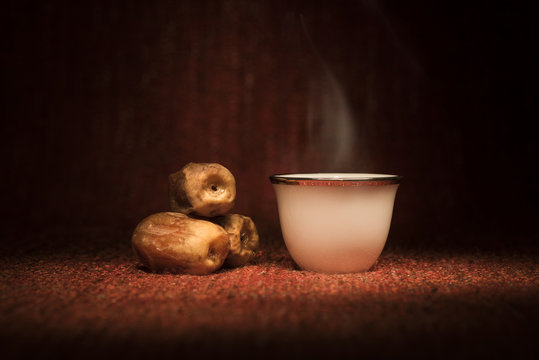 Ramadan dates with Arabian coffee