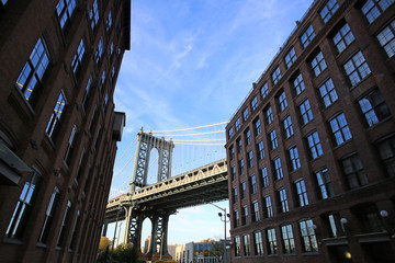 Manhattan bridge from Washington street, Brooklyn, New York, USA