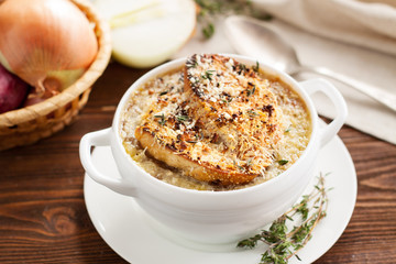 French onion soup with toast