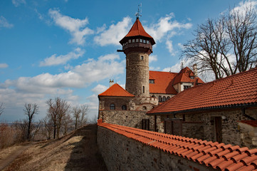Burg Hnevin © Imken