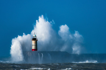 Perfect storm - Lighthouse - Stormforce - Storm Chaser