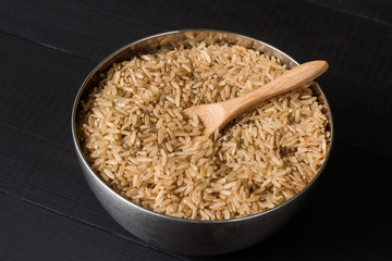 brown rice in bowl