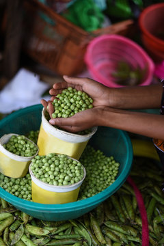 Bulk peas from the market