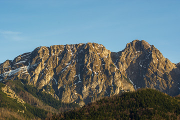 Giewont w słoneczny dzień © Arsky