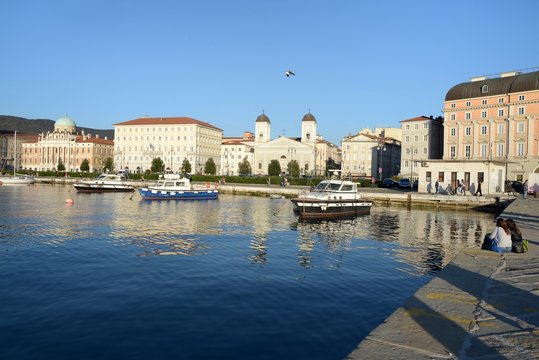 Trieste vue du m&ocirc;le Audace 