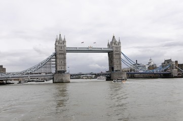 Fototapeta na wymiar Tower Bridge, Themse, London, England, Großbritannien, Europa
