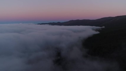 Au dessus des nuages