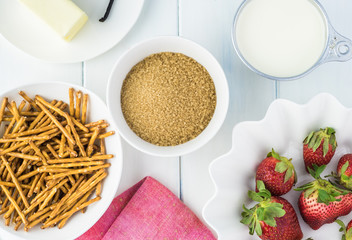 Ingredients for pretzel strawberry pie.