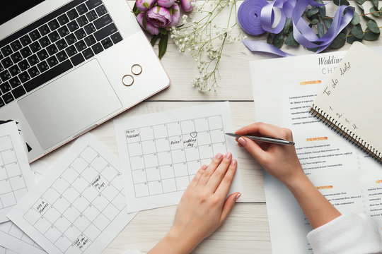 Bridal background with planner checklist