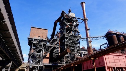 Fototapeta na wymiar Stillgelegte Industrieanlagen im Ruhrgebiet