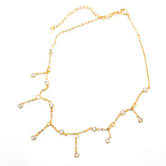Fototapeta premium Long Gold Chain Diamond Necklace