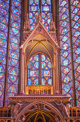 Fototapeta na wymiar Interior of the famous Saint Chapelle