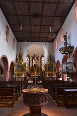 Obraz premium Innenansicht der Kirche St. Michael Lohr am Main in Unterfranken 