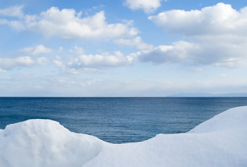 冬　雪　海　空　雲　素材
