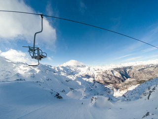 Fototapeta na wymiar beautiful mountains ski resort in Alps