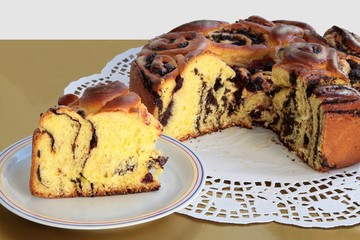 sweet bun with jam and poppy grains