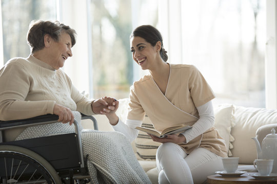 Dementia Images – Browse 98,633 Stock Photos, Vectors, and Video ...