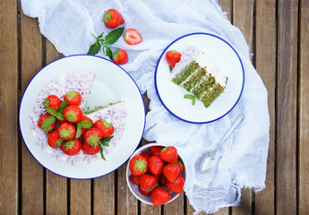 spinach cake with mascarpone cream and strawberry