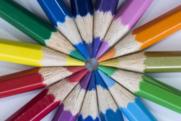 Fototapeta premium Colored pencil in a circular array