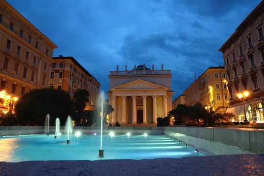 L'église Sant'Antonio Taumaturgo du nuit