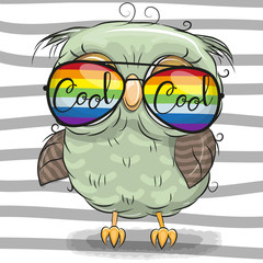 Obraz premium Śliczna sowa z okularami przeciwsłonecznymi