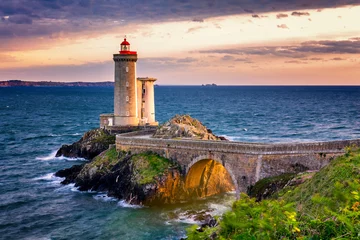 Foto op Aluminium View of the lighthouse Phare du Petit Minou in Plouzane, Brittany (Bretagne), France. © daliu