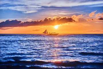 Photo sur Plexiglas Plage blanche de Boracay Beau coucher de soleil sur la plage blanche de Boracay, Philippines
