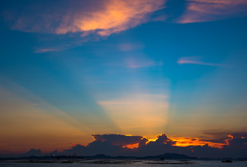 Nice sun ray in twilight sky at sea with Si Chang island